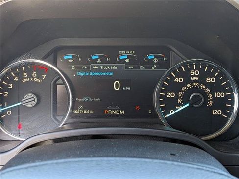 Used 2020 Ford F150 Lariat RWD image 11