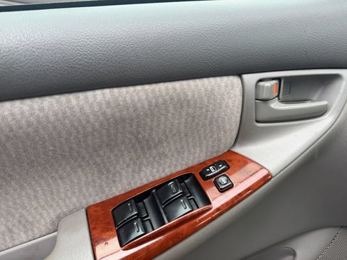 Used 2008 Toyota Corolla LE w/ Audio Value Pkg FWD image 20