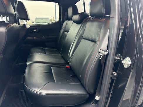 Used 2019 Toyota Tacoma TRD Pro image 32