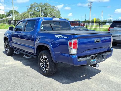 Used 2022 Toyota Tacoma TRD Sport w/ TRD Premium Sport Package RWD image 5