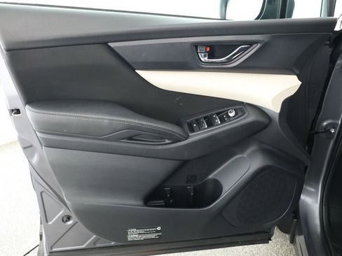 Used 2019 Subaru Ascent Premium image 8