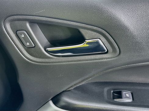 Used 2022 Chevrolet Colorado LT w/ Fleet Safety Package RWD image 26