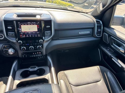 Used 2021 RAM 1500 Laramie AWD/4WD image 21
