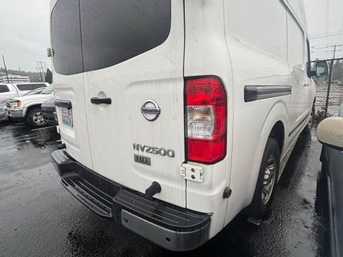 Used 2012 Nissan NV 2500 SV w/ Side Curtain Airbag Pkg image 5