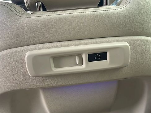 Used 2019 BMW X5 xDrive40i w/ Premium Package 2 AWD/4WD image 22