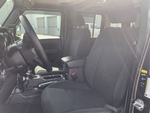 Certified 2021 Jeep Wrangler Unlimited Sport image 17