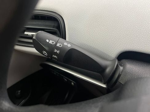Used 2017 Toyota Prius Two w/ Prius Two Safety Plus Package FWD image 61