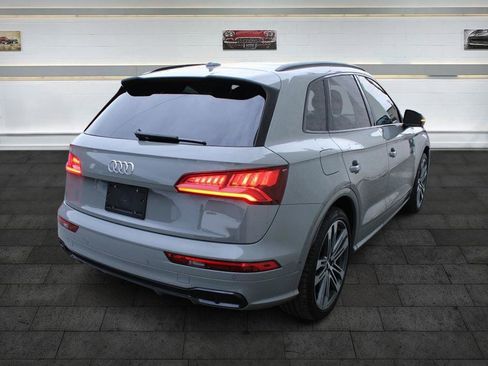 Used 2019 Audi SQ5 Prestige w/ Prestige Package image 8