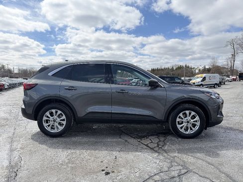 Certified 2023 Ford Escape Active image 8