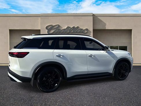 Used 2025 INFINITI QX60 Luxe w/ Black Edition AWD/4WD image 3