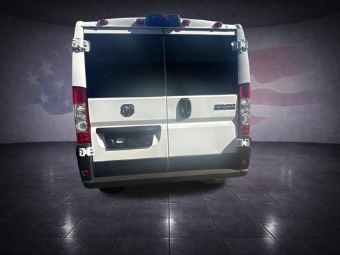 Used 2025 RAM ProMaster 2500 w/ U-Haul Equipment Group FWD image 4