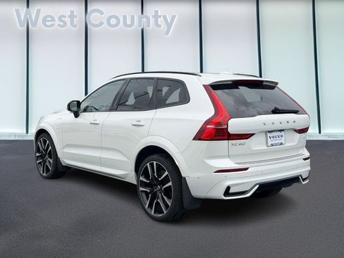 Certified 2023 Volvo XC60 T8 Ultimate w/ Climate Package AWD/4WD image 7