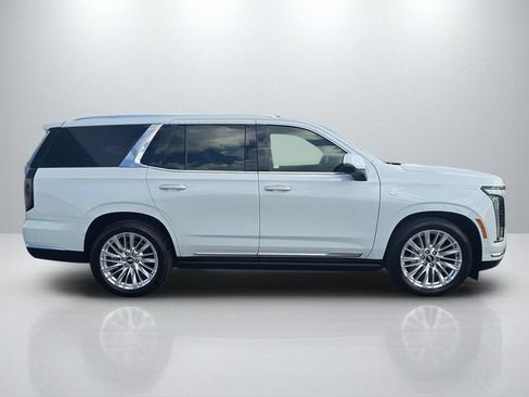 Used 2026 Cadillac Escalade Luxury w/ Touring Package RWD image 5