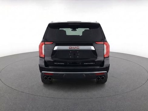 Used 2024 GMC Yukon XL Denali RWD image 6