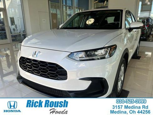 Used 2024 Honda HR-V LX image 1