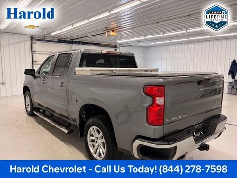Used 2021 Chevrolet Silverado 1500 LT w/ Z71 Off-Road Package AWD/4WD image 4