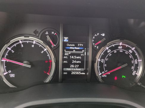 Certified 2024 Toyota 4Runner Limited AWD/4WD image 15