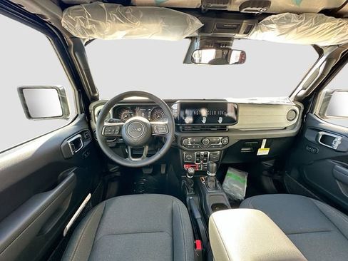 New 2026 Jeep Gladiator Sport AWD/4WD image 24