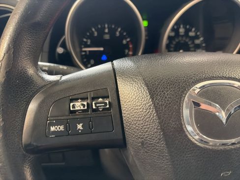 Used 2012 MAZDA MAZDA5 Sport image 27