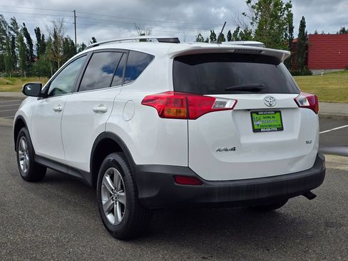 Used 2015 Toyota RAV4 XLE FWD image 3