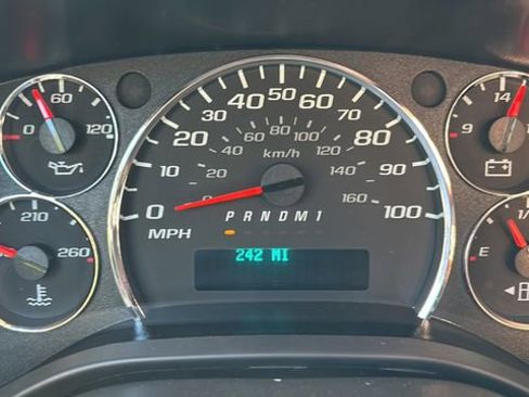 New 2025 Chevrolet Express 3500 w/ Power Convenience Package RWD image 15