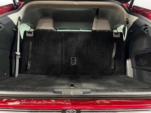 Used 2024 Toyota Highlander Platinum image 24