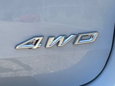 Used 2026 Ford Explorer Active AWD/4WD image 17