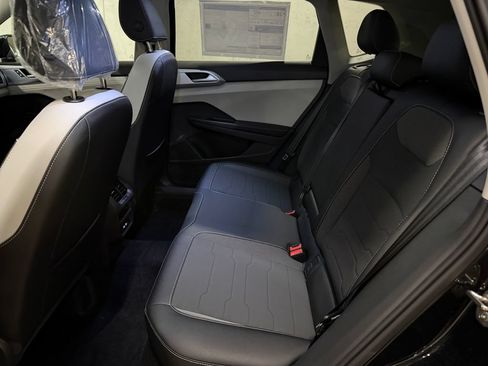 New 2026 Volkswagen Taos SE AWD/4WD image 23