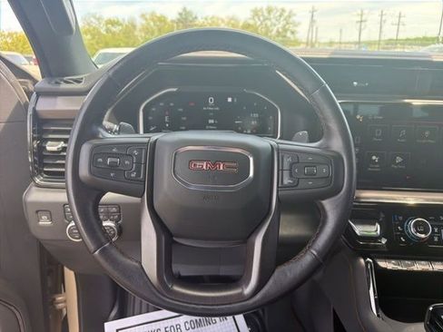 Used 2022 GMC Sierra 1500 AT4 w/ Sierra Safety Plus Package AWD/4WD image 6