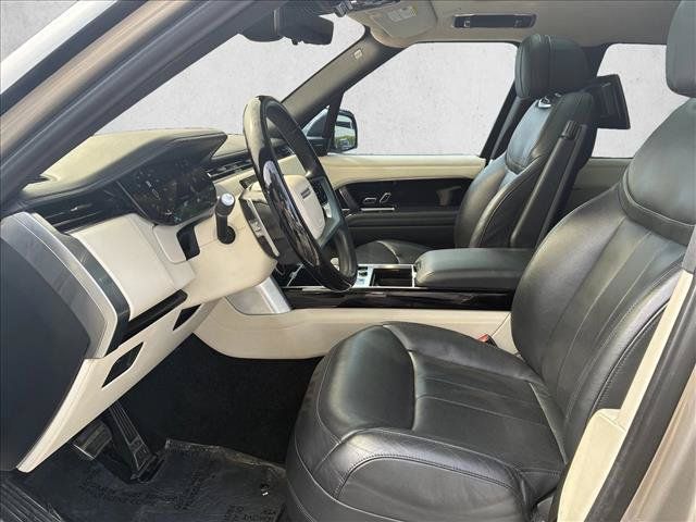 Used 2023 Land Rover Range Rover Long Wheelbase SE AWD/4WD image 11