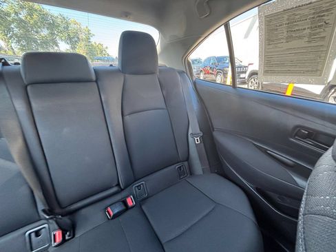 Used 2025 Toyota Corolla LE FWD image 36