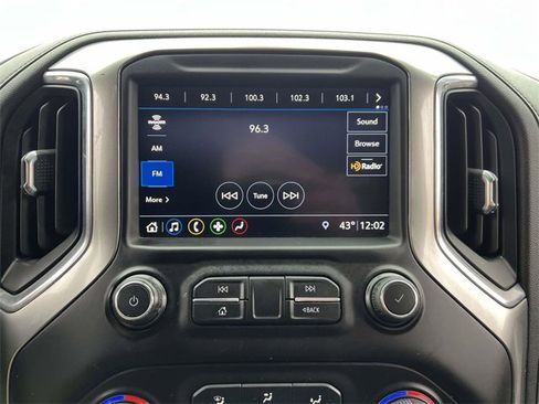 Used 2019 Chevrolet Silverado 1500 RST image 24