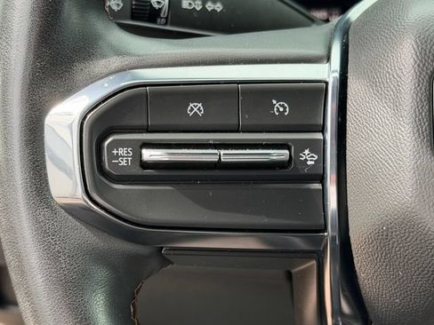 Used 2024 GMC Canyon AT4 w/ AT4 Premium Package AWD/4WD image 24