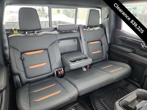 Used 2022 GMC Sierra 1500 AT4 w/ Technology Package AWD/4WD image 30