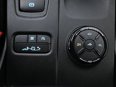 Used 2024 Ford Ranger XLT w/ FX4 Off-Road Package image 33