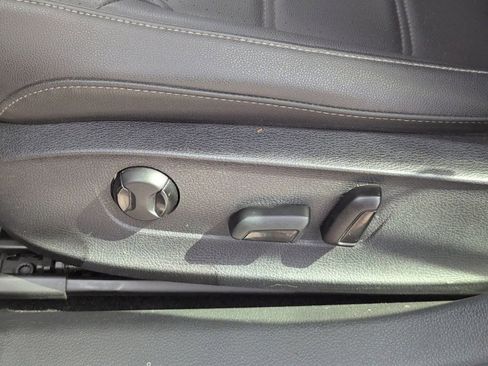 Used 2021 Volkswagen Passat 2.0T SE image 22