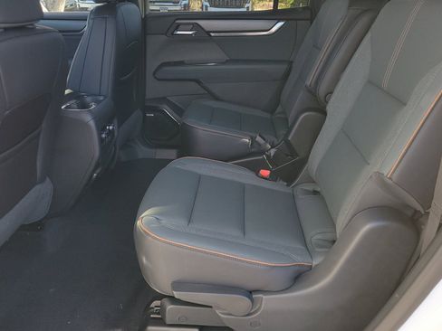 New 2026 GMC Acadia AT4 w/ Luxury Package image 7