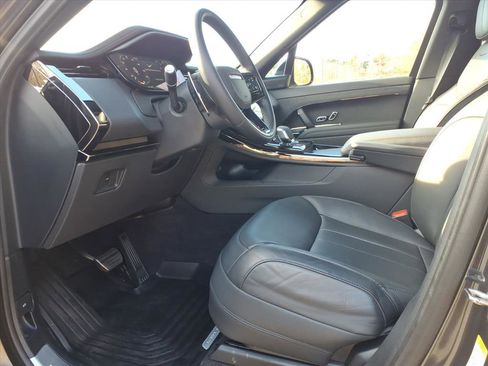 Certified 2025 Land Rover Range Rover Sport Dynamic SE image 17