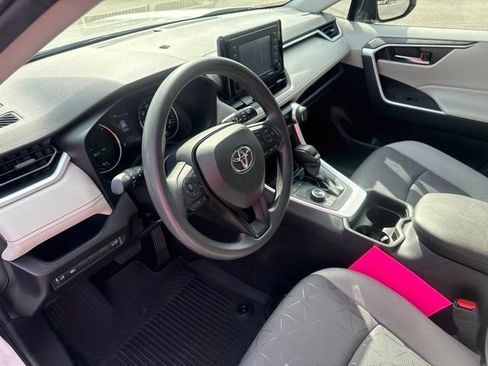 Used 2021 Toyota RAV4 XLE w/ Convenience Package AWD/4WD image 23