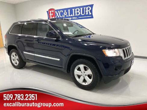 Used 2012 Jeep Grand Cherokee Laredo AWD/4WD image 1