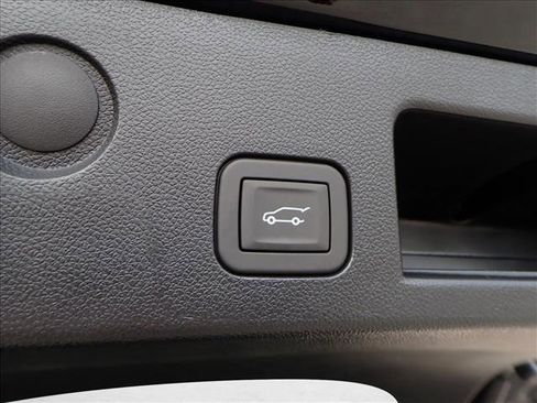 New 2026 Chevrolet Equinox ACTIV w/ Convenience Package III image 9