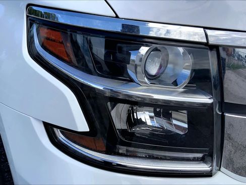Used 2017 Chevrolet Tahoe LT w/ LT Signature Package RWD image 27