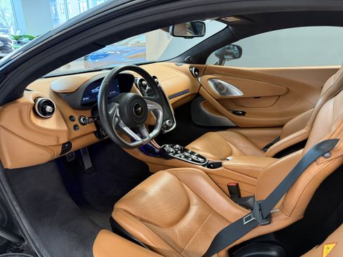 Used 2023 McLaren GT RWD image 7