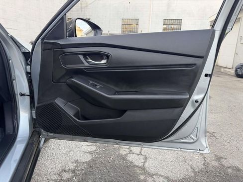 Used 2024 Honda Accord Sport image 17