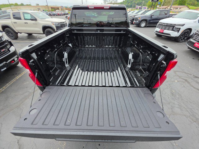 New 2026 Chevrolet Silverado 1500 RST w/ Z71 Off-Road Package AWD/4WD image 17
