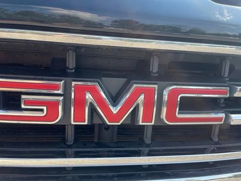 Used 2021 GMC Sierra 3500 SLT AWD/4WD image 9
