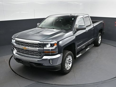 Used 2017 Chevrolet Silverado 1500 LT w/ All Star Edition AWD/4WD image 28