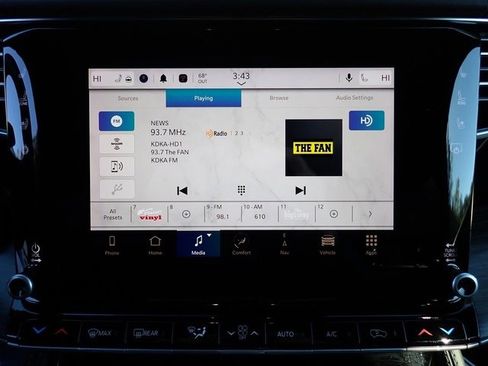 Used 2023 Jeep Wagoneer Series III w/ Preferred Equipment Group image 25