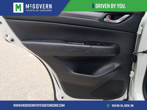 Used 2017 MAZDA CX-5 Touring w/ Preferred Equipment Package image 11