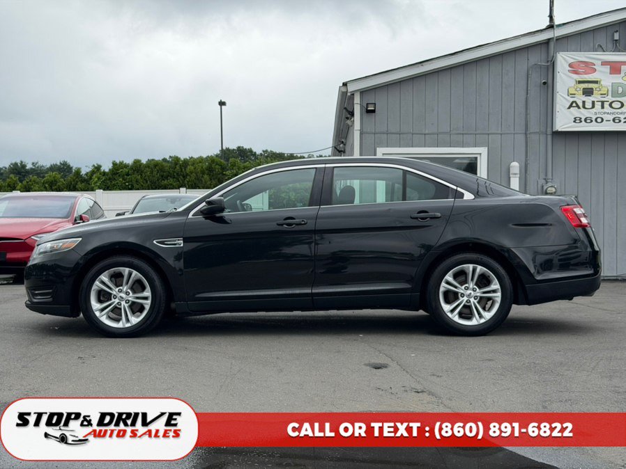 Used 2015 Ford Taurus SEL FWD image 8